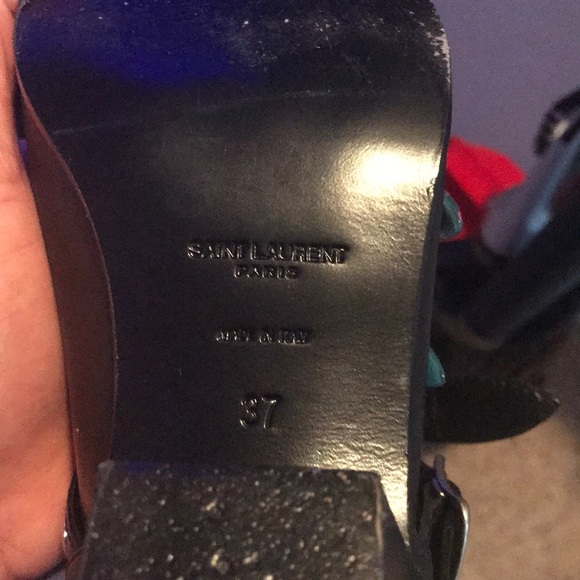 Saint Laurent Booties - Picture 5 of 8